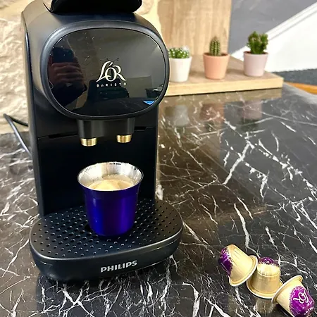 Belle Maison Avec 2 * Croix